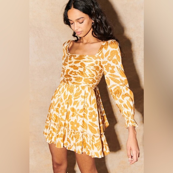 Saylor Long Sleeve Dress - Picture 1 of 3